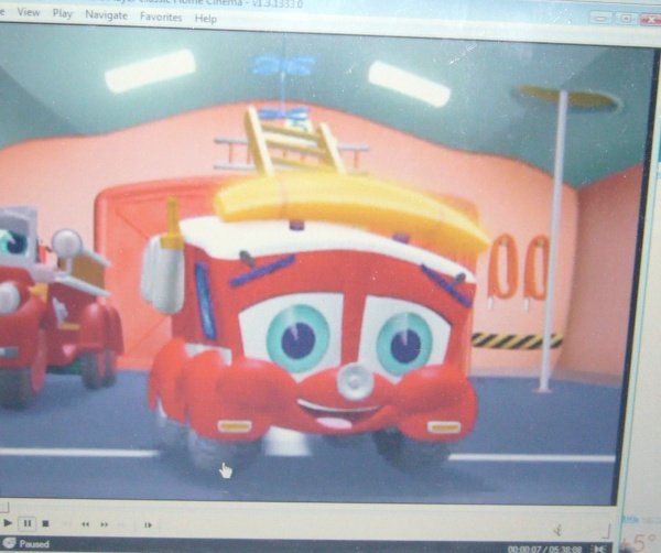 Карусель маленькая пожарная машинка Финли