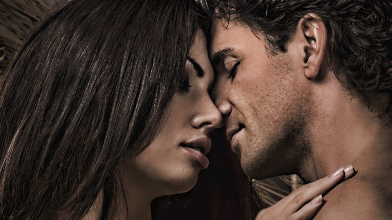Поцелуй мужчины и женщины