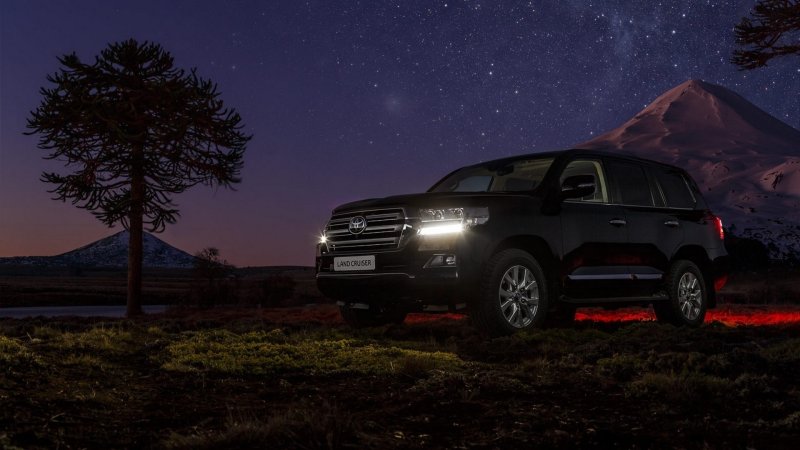 Ленд Крузер 200 2017