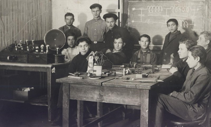 Радиовещание 1920