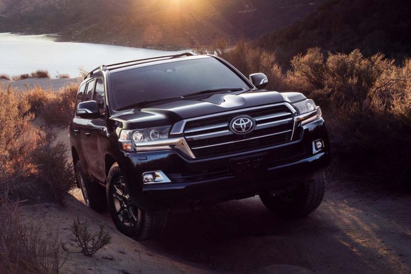 Toyota Land Cruiser 200 2021