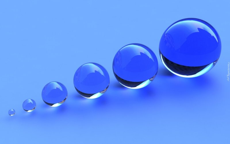 Разноцветные стеклянные шарики