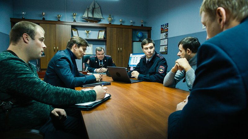 Великолепная пятёрка сериал 2022