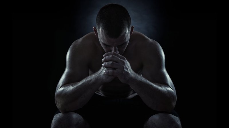 Сильный мужчина