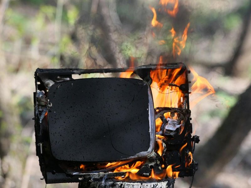 Телевизор пожар