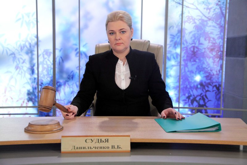 По делам несовершеннолетних Виктория Данильченко