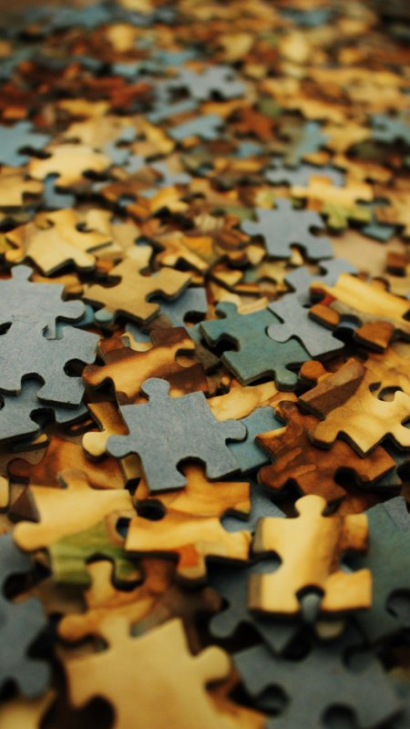 Рассыпанные пазлы