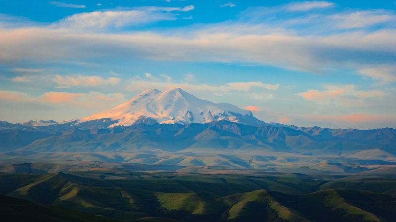 Гора Эльбрус