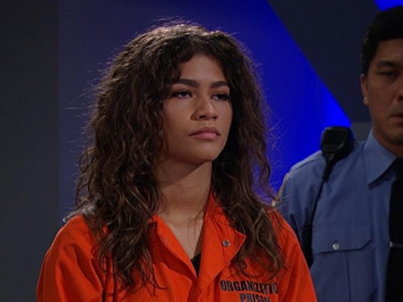 Zendaya к с под прикрытием