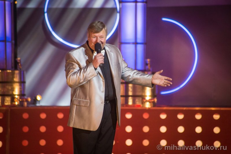 Смеяться разрешается актеры