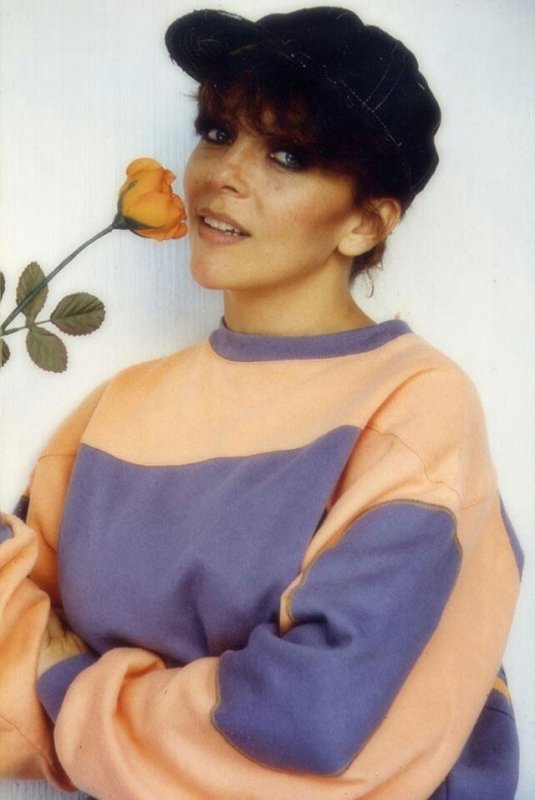 Вероника Кастро в сериале Дикая роза