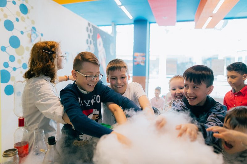 Лабораториум ведущая Алиса