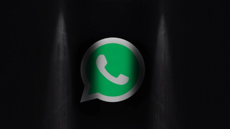 Ватсап на черном фоне