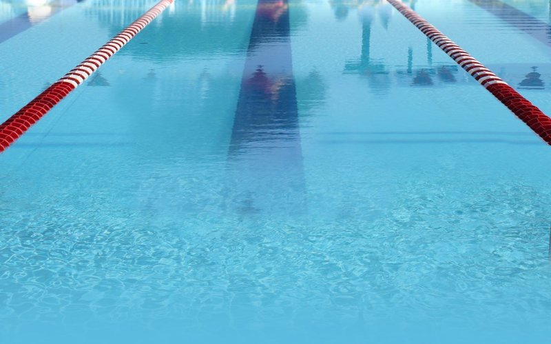 Бассейн фон