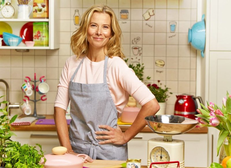 Юлия Высоцкая едим дома