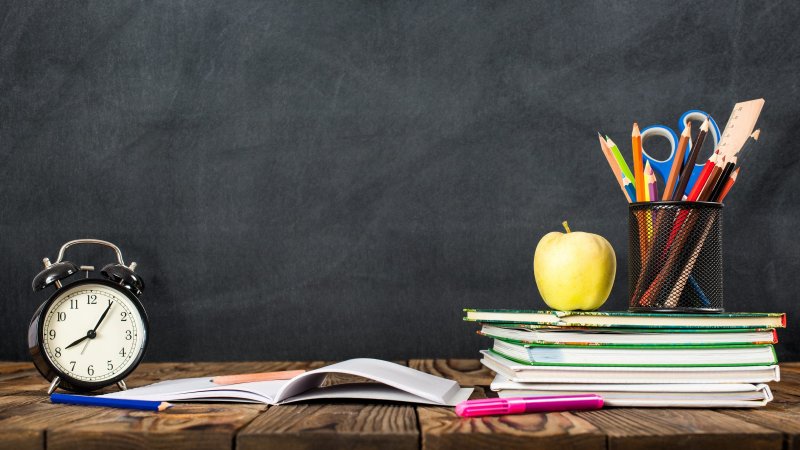 Школьная тематика