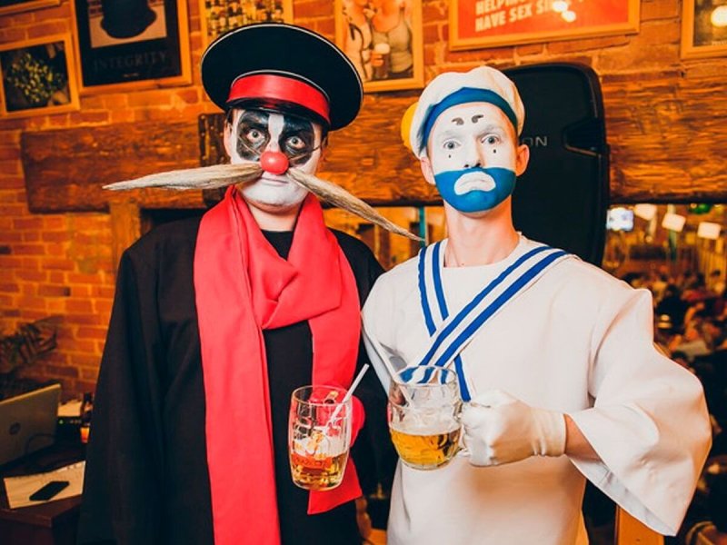 Каламбур деревня дураков персонажи