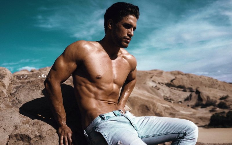 Джозеф Алтин торс