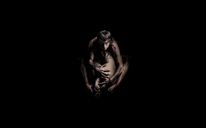 Заставка черный фон