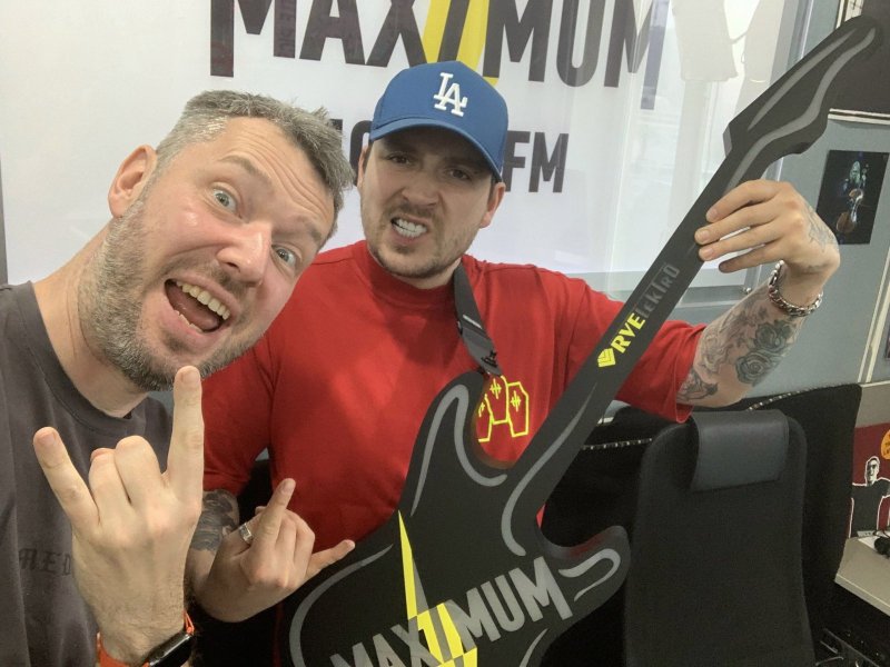 Радио максимум Михайлов