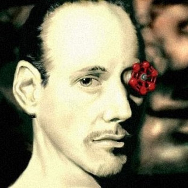 Мужик с вентилем в глазу