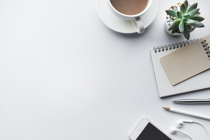 Стильный стол сверху