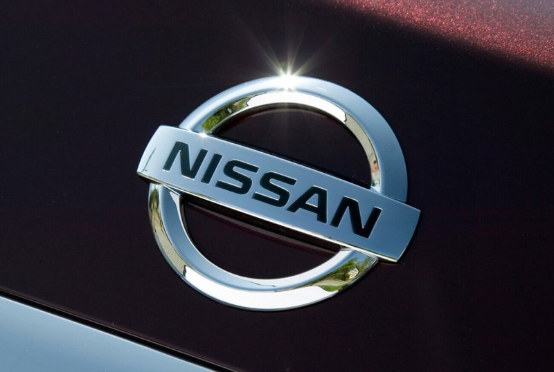 Nissan Teana logo