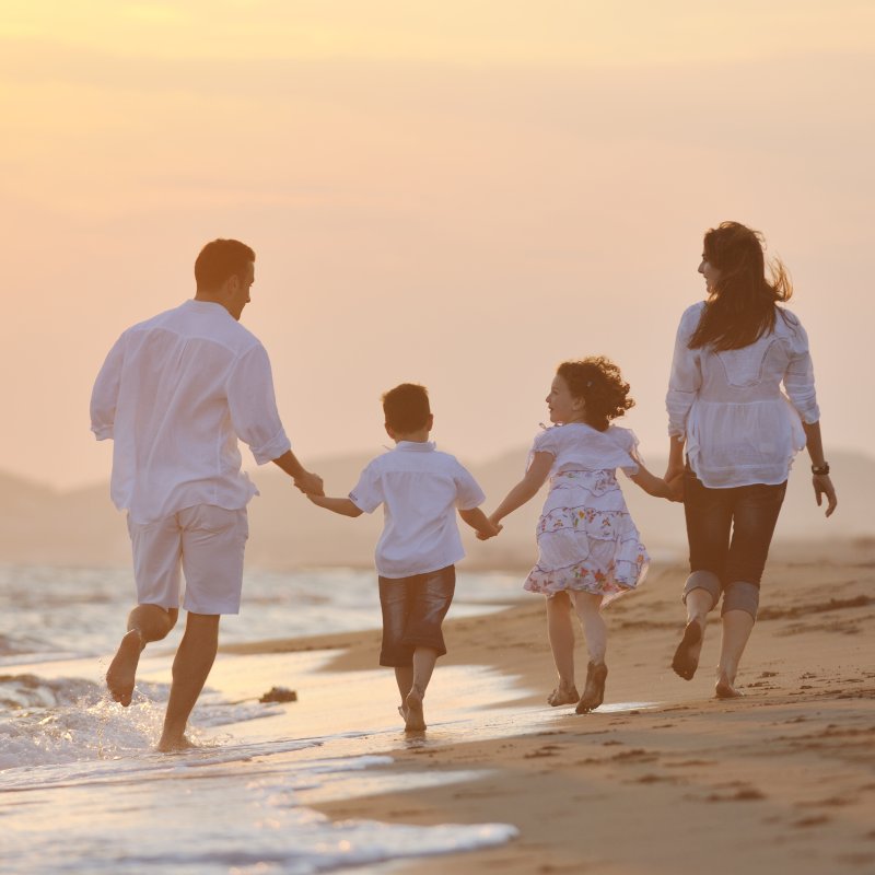 Счастливая семья