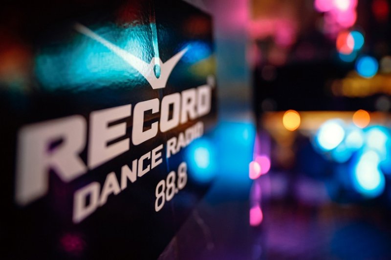 Радио рекорд картинки