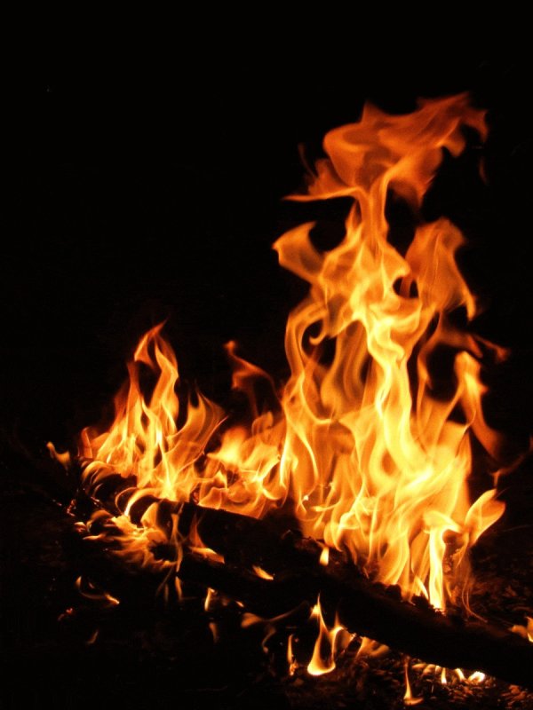Пламенный костер