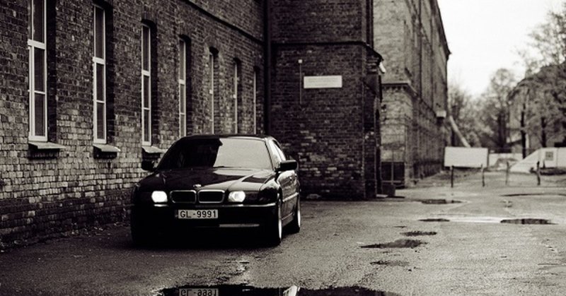 БМВ е38 бандитская