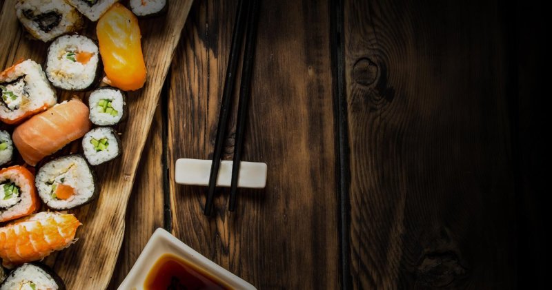 Суши и роллы