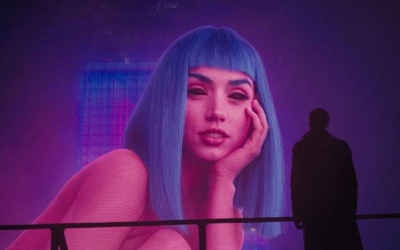 Joy Blade Runner 2049