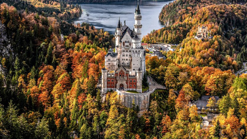 Замок Нойшванштайн