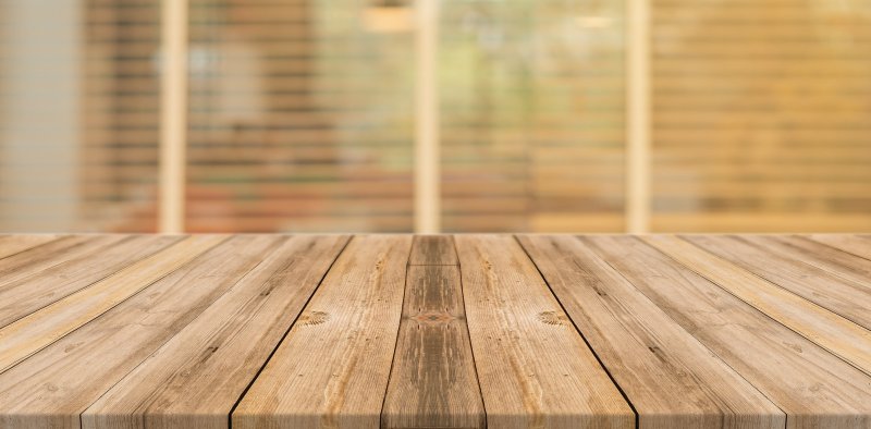 Стол светлое дерево