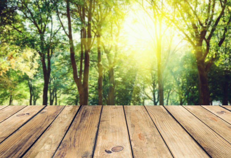 Красивая поверхность стола