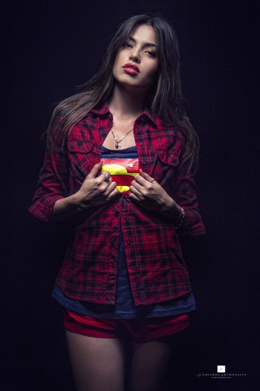 Заставки на телефон девушки