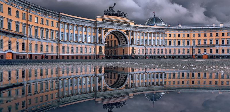 Дворцовая площадь в Санкт-Петербурге 4k