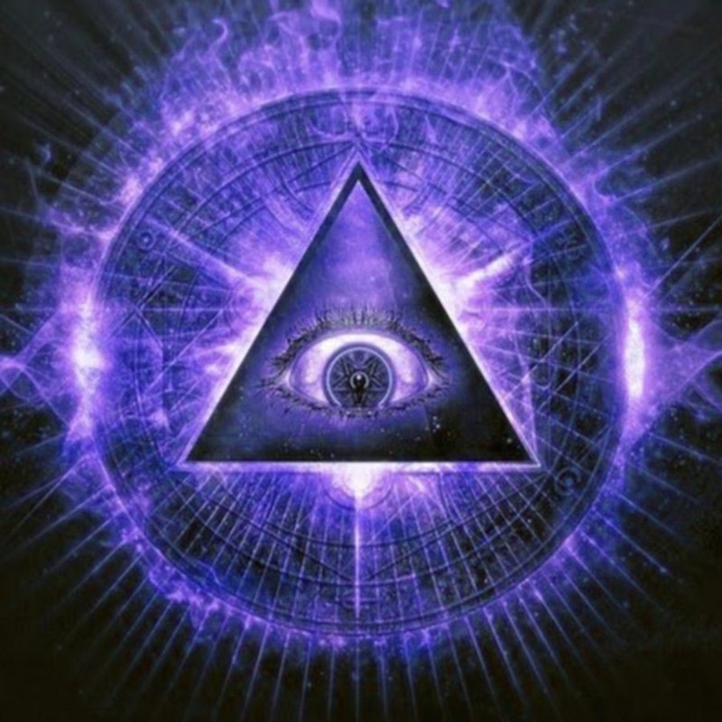 Всевидящее око пирамида