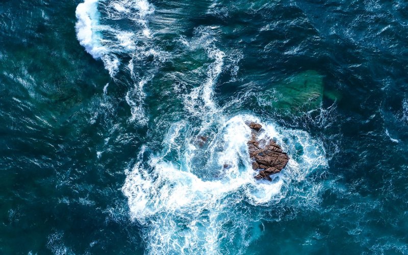 Море вид сверху