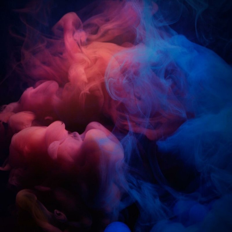 Эстетика разноцветного дыма