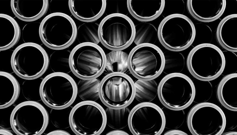 Металлические трубы красивые