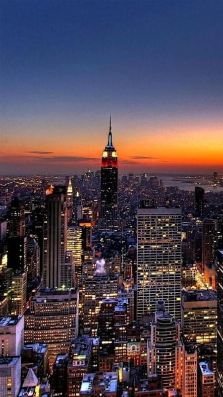 Небоскребы Нью-Йорка ночью