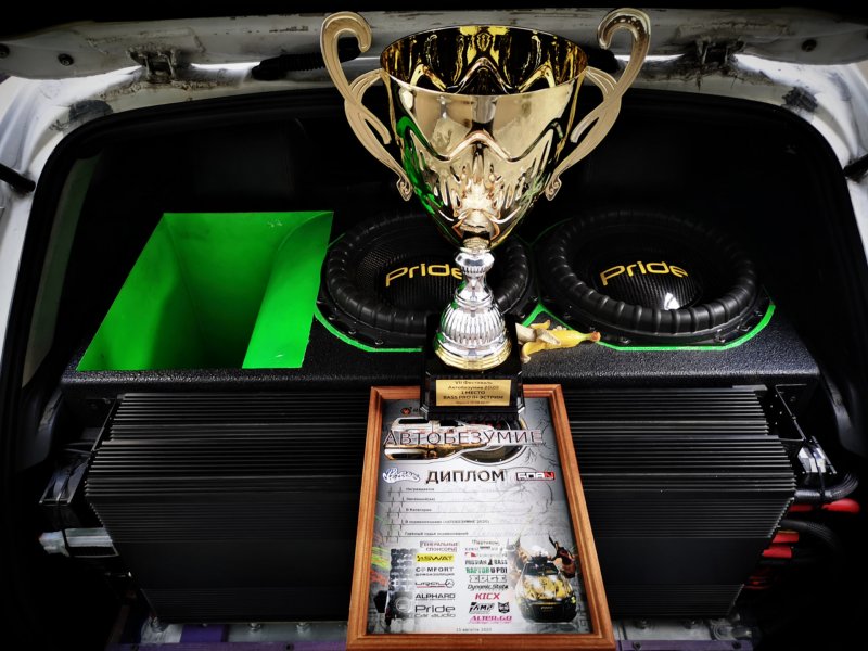 Alphard 4 автозвук