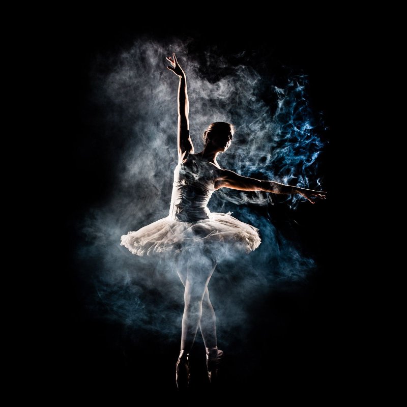 Танцующая балерина