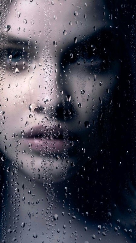 Левушка за мокрым стеклом