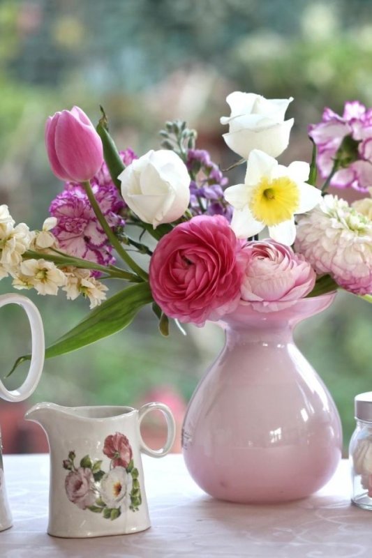 Цветочки в вазе