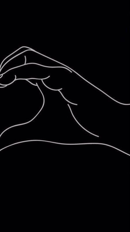 Силуэт на черном фоне