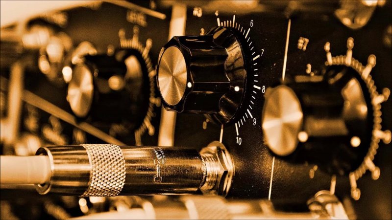 Музыкальное оборудование