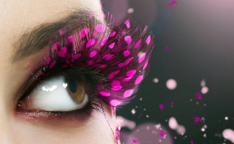 Красивое цветное наращивание ресниц